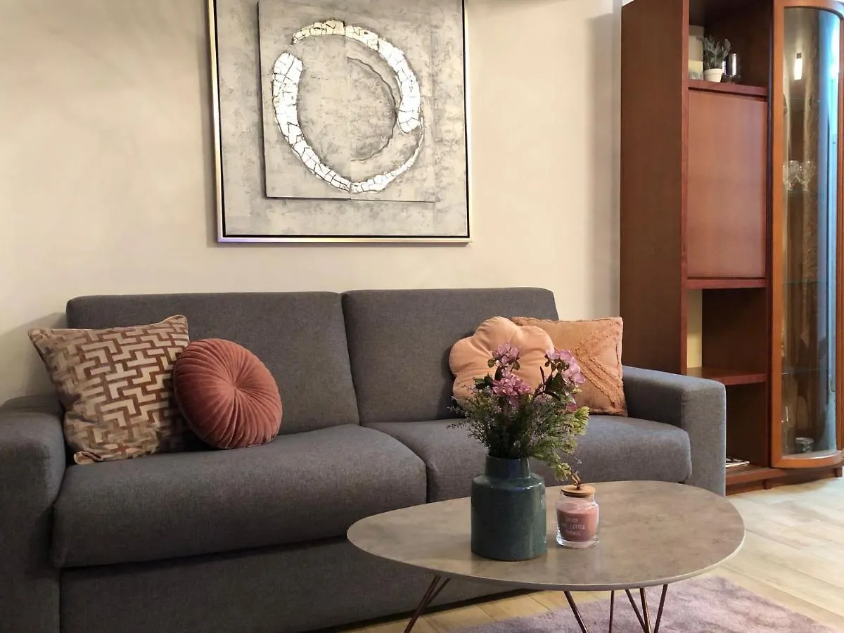 Sunset Apartment With A Private Yard At Medulin Riviera
